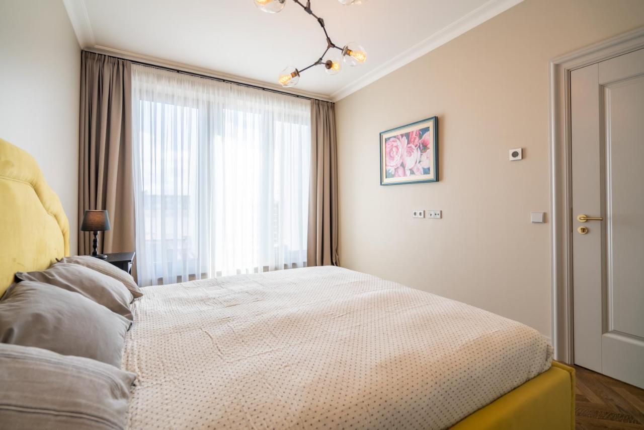 Easyrooms Dzirnavu Riga